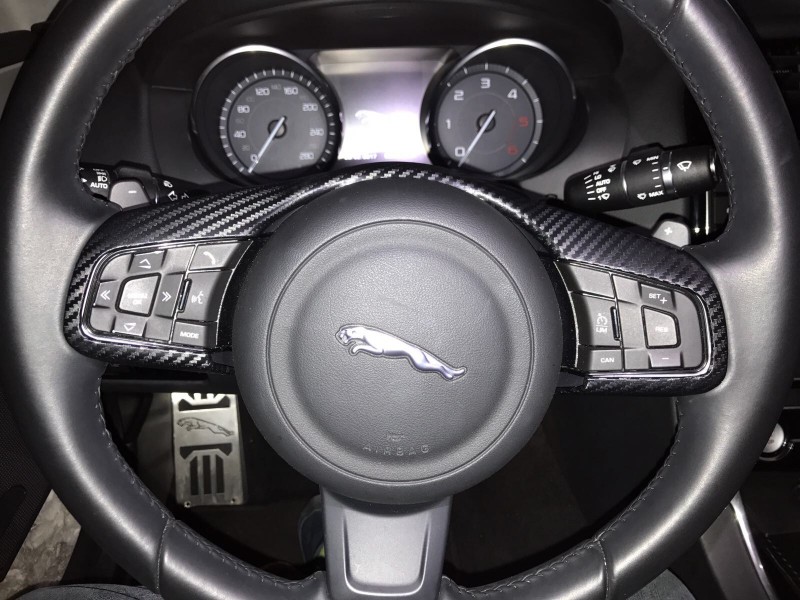 IMG_2719.JPG (363.6 KiB) Visto 39584 veces Os mando otro detalle que le puse al gato, es una pieza comprada en eBay y forrada después con vinilo