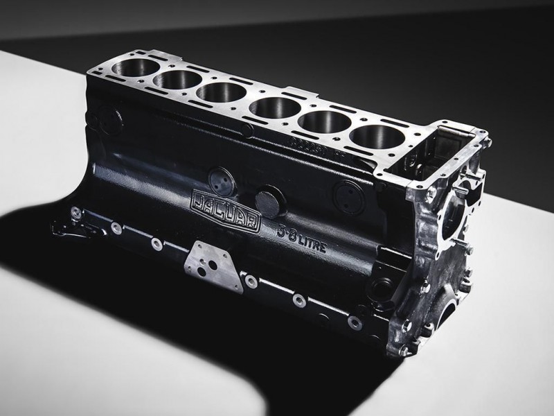 J_Classic_XKengine_0620_01.jpg